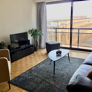 Rustig Met Zeezicht Dicht Bij Het Centrum Apartment