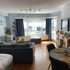 Studio Direct Aan Het Hoofdstrand Van - Naast Casino Ostende
