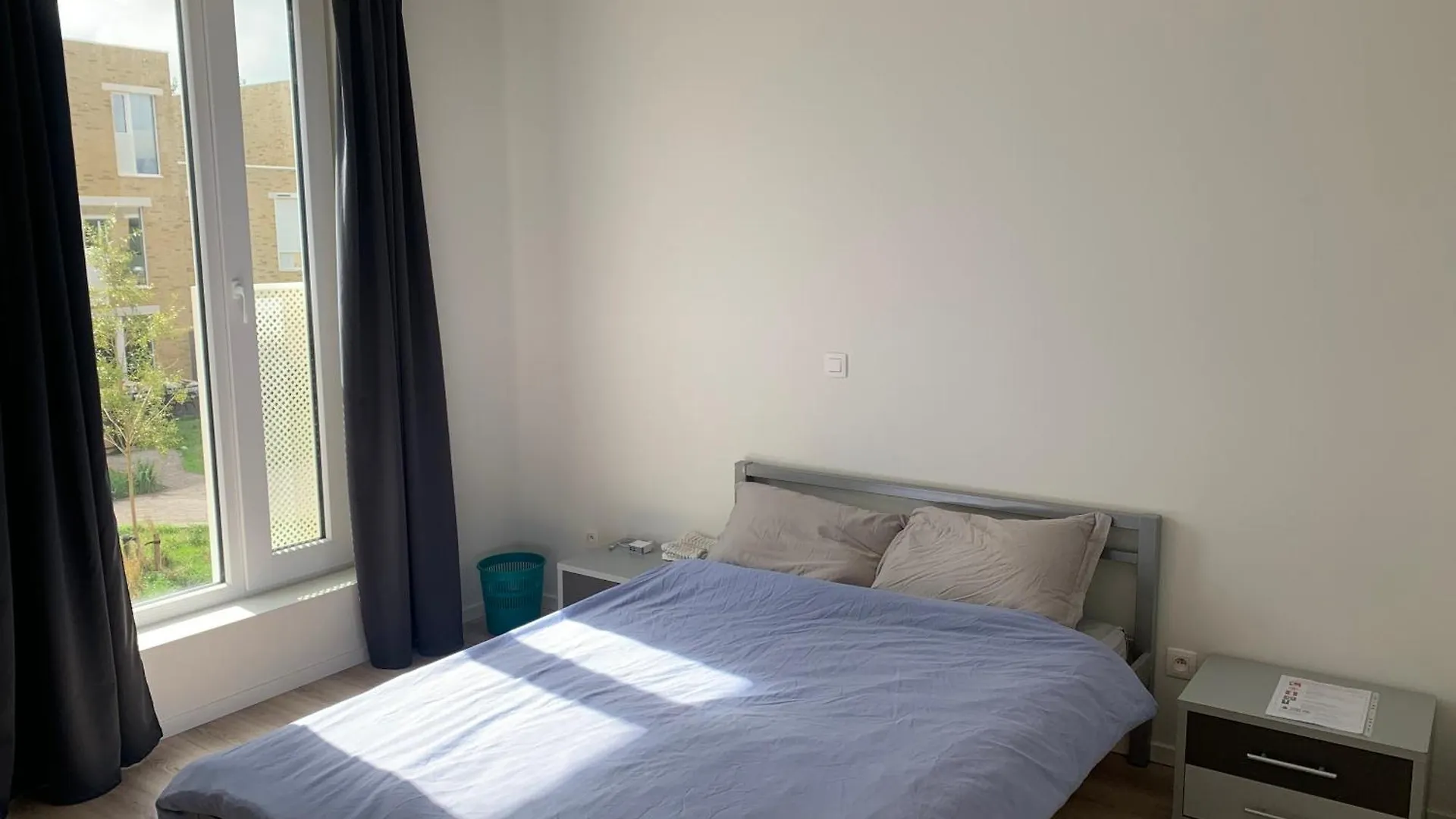 Homestay Private Room In Shared House Ostend